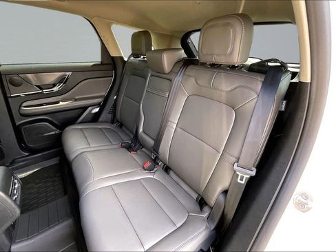 Used 2025 Lincoln Corsair FWD image 25