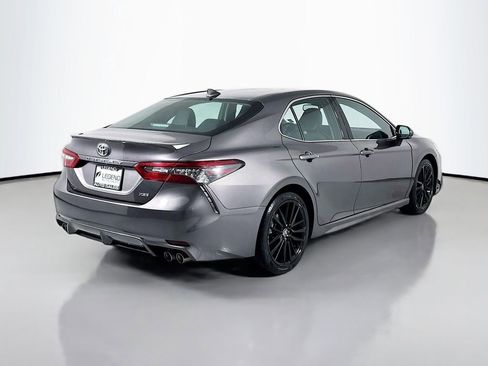 Used 2023 Toyota Camry XSE FWD image 4