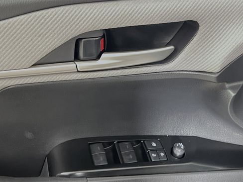 Used 2025 Toyota Camry SE w/ Multimedia Upgrade Package image 17