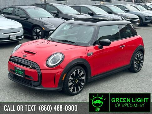 Used 2022 MINI Cooper SE FWD image 1