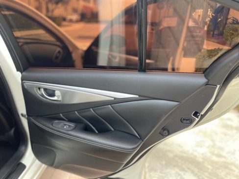 Used 2016 INFINITI Q50 Premium image 21