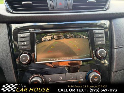Used 2019 Nissan Rogue S AWD/4WD image 29