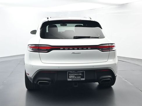 Certified 2025 Porsche Macan AWD/4WD image 13