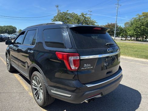 Used 2018 Ford Explorer Platinum AWD/4WD image 6