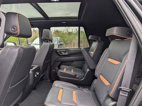 Used 2023 GMC Yukon AT4 AWD/4WD image 10