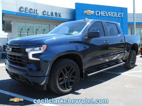 Used 2022 Chevrolet Silverado 1500 RST image 1