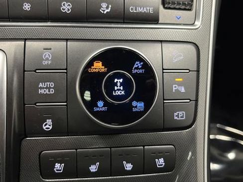 Used 2023 Hyundai Santa Fe Calligraphy image 32