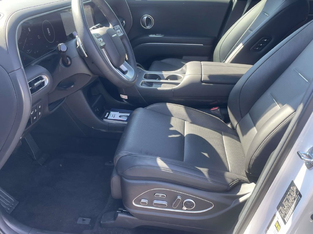 Certified 2026 Hyundai Palisade Calligraphy AWD/4WD image 16