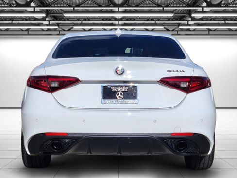 Used 2020 Alfa Romeo Giulia Ti Sport w/ Quick Order Package 22U Sport image 9