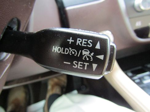 Used 2019 Lexus RX 350 AWD w/ Navigation Package image 34