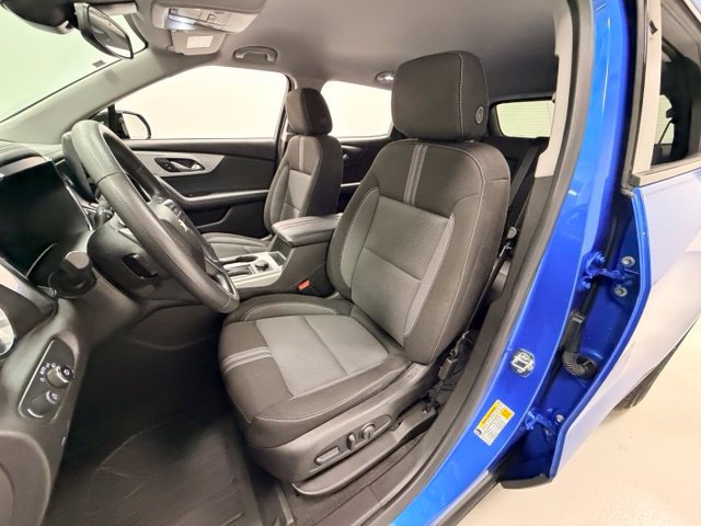 Certified 2025 Chevrolet Blazer LT w/ Convenience Package FWD image 7