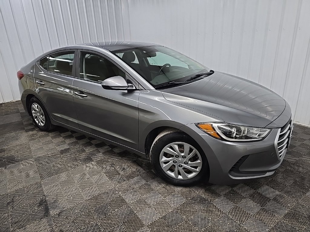 Used 2018 Hyundai Elantra SE FWD image 7