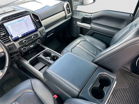 Used 2022 Ford F350 Platinum image 23