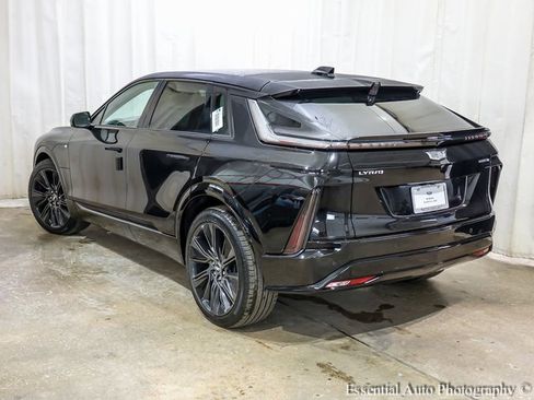 New 2026 Cadillac Lyriq Signature Sport image 7