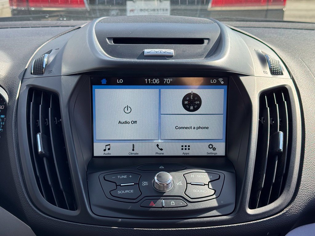 Used 2016 Ford Escape SE w/ Equipment Group 201A AWD/4WD image 3