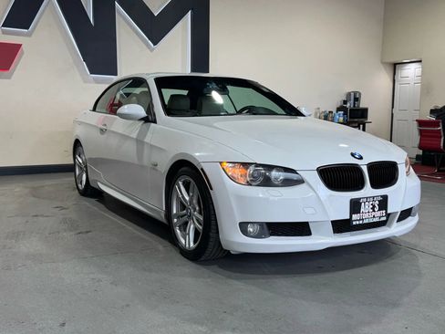 Used 2008 BMW 328i Convertible image 3