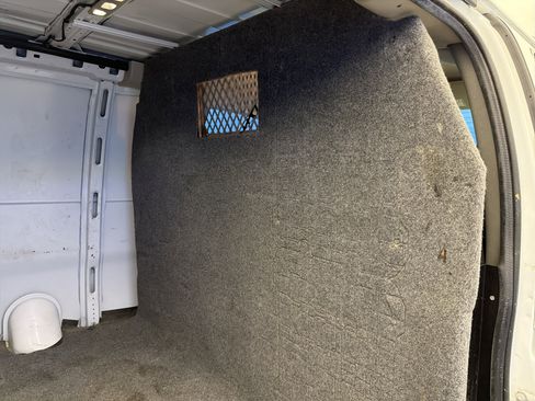 Used 2021 Chevrolet Express 2500 w/ Driver Convenience Package image 24