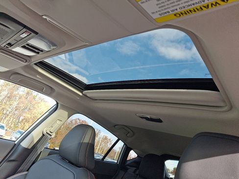 Certified 2025 Subaru Crosstrek 2.5i Limited image 14