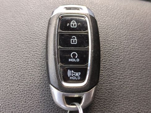 Certified 2022 Hyundai Kona Limited FWD image 29