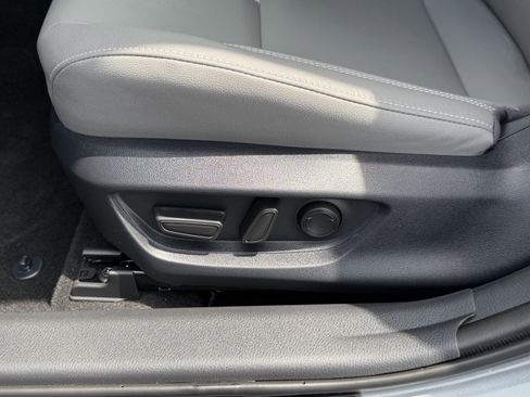Certified 2025 Toyota Camry SE FWD image 24