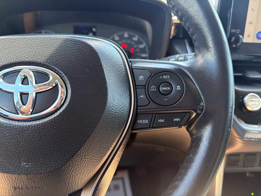 Used 2024 Toyota Corolla Cross LE AWD/4WD image 24