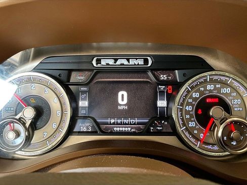 Used 2019 RAM 1500 Limited image 18