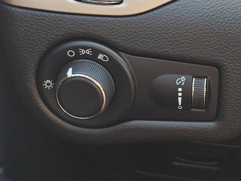 Used 2019 Kia Stinger GT2 image 24