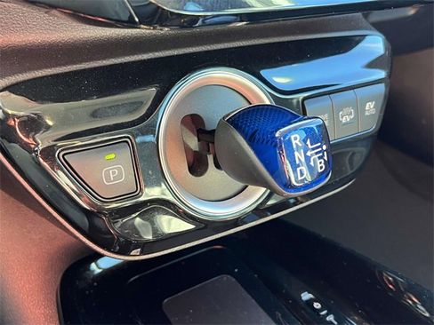 Used 2021 Toyota Prius Prime XLE w/ Carpet Mat Package (TMS) image 28