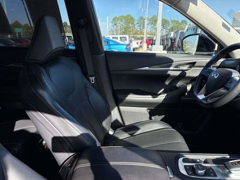 Used 2024 INFINITI QX60 Luxe image 12