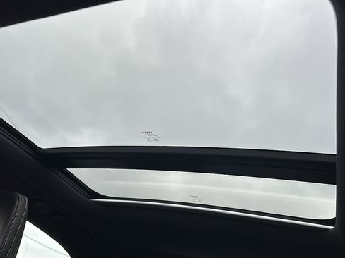 Used 2019 Volvo S60 T6 R-Design image 36