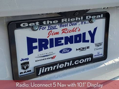 Used 2025 Jeep Grand Cherokee Limited w/ Black Appearance Package image 9