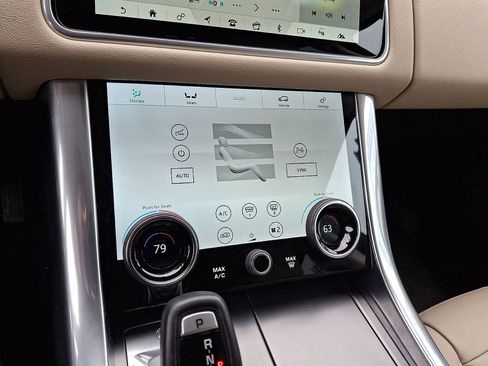 Used 2021 Land Rover Range Rover Sport SE image 25