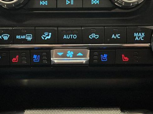 Used 2023 Ford F150 Raptor AWD/4WD image 38