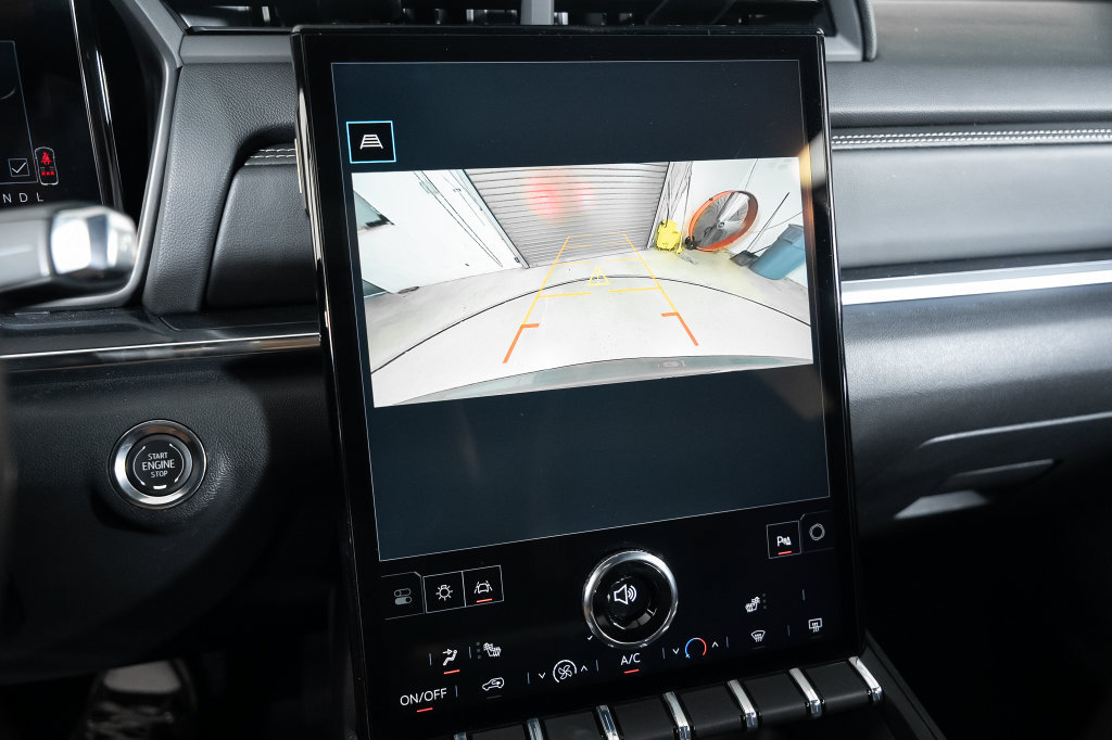 Used 2026 GMC Terrain Elevation FWD image 32
