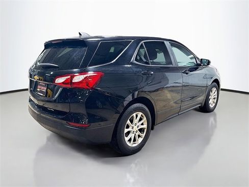 Used 2020 Chevrolet Equinox LS w/ LS Convenience Package image 7