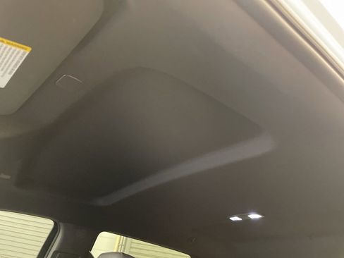 Used 2023 GMC Sierra 1500 SLT w/ SLT Premium Package image 19