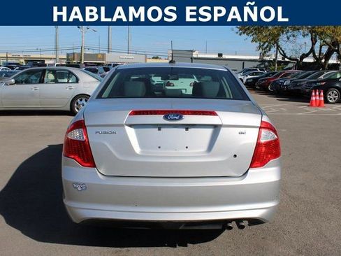 Used 2012 Ford Fusion SE image 4