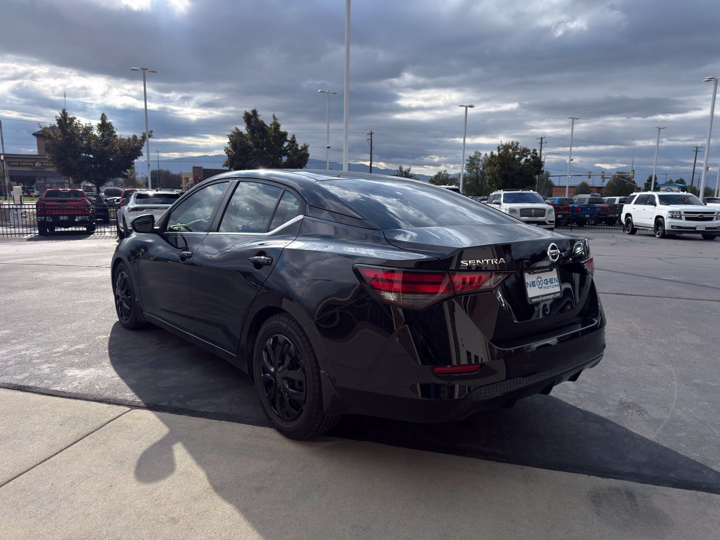 Used 2020 Nissan Sentra S FWD image 28
