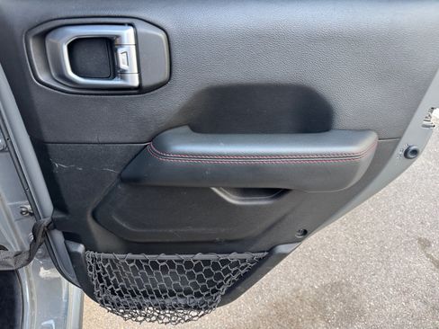 Used 2020 Jeep Wrangler Unlimited Rubicon AWD/4WD image 30