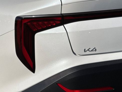 New 2026 Kia K4 LXS image 25