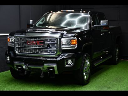 Used 2019 GMC Sierra 2500 Denali w/ Duramax Plus Package