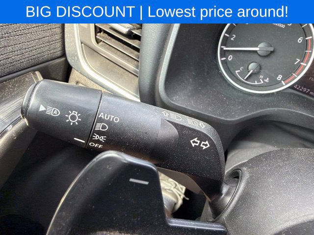Used 2023 Nissan Rogue S AWD/4WD image 43