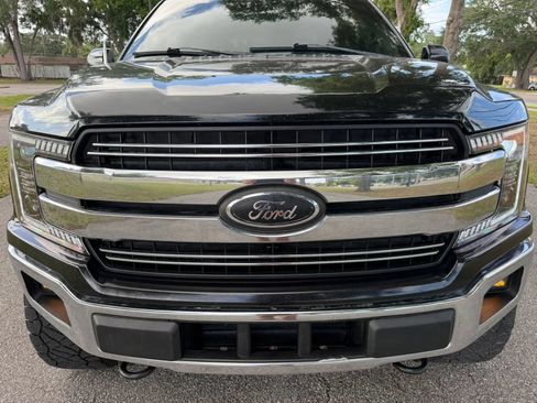 Used 2019 Ford F150 Lariat w/ Trailer Tow Package AWD/4WD image 26