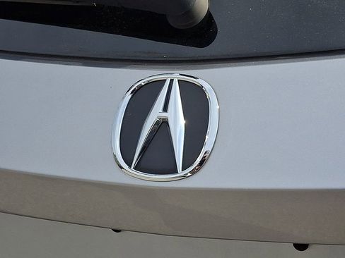 Used 2023 Acura MDX SH-AWD image 32