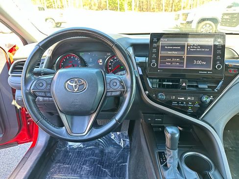 Used 2023 Toyota Camry XSE image 19