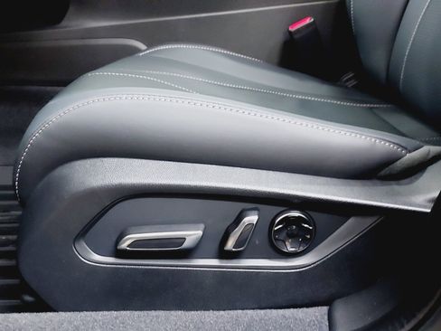 New 2025 Acura TLX w/ Technology Package image 34