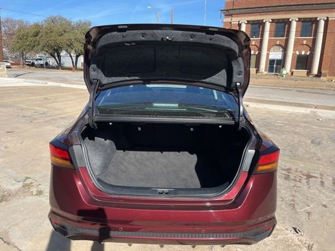 Used 2025 Nissan Altima 2.5 SV image 34