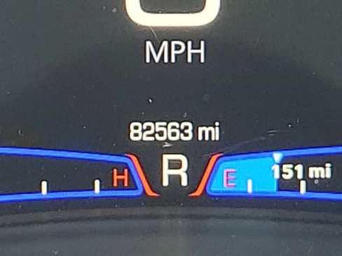 Used 2019 Chrysler 300 Touring w/ Sport Appearance Package image 29