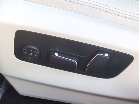 Used 2026 BMW 530i w/ M Sport Package RWD image 17