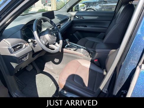 Used 2023 MAZDA CX-5 Signature AWD/4WD image 3
